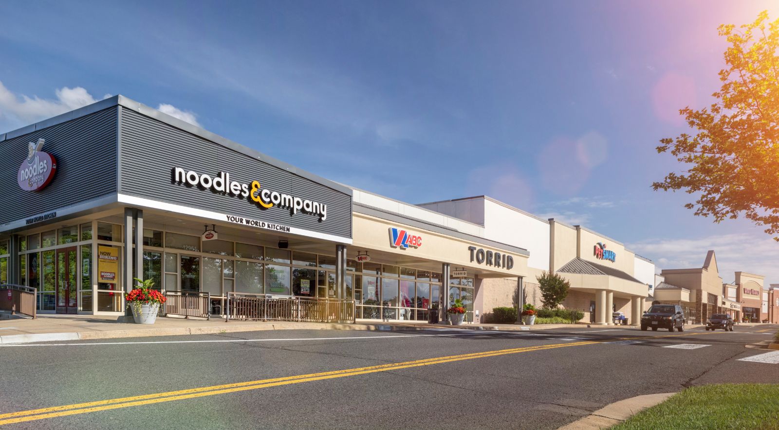 Fairfax Shopping Center & Malls In Northern Virginia